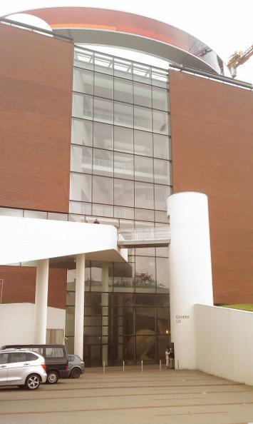 20130703162046-4b2762e8-me.jpg