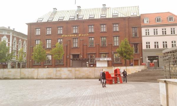 20130703162107-ee763889-me.jpg
